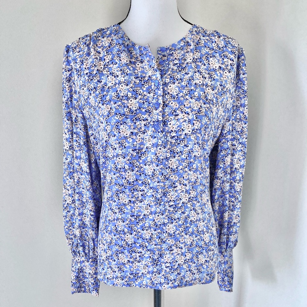 NWT Ann Taylor Blue Floral Long Sleeve Blouse Size L - Picture 3 of 10